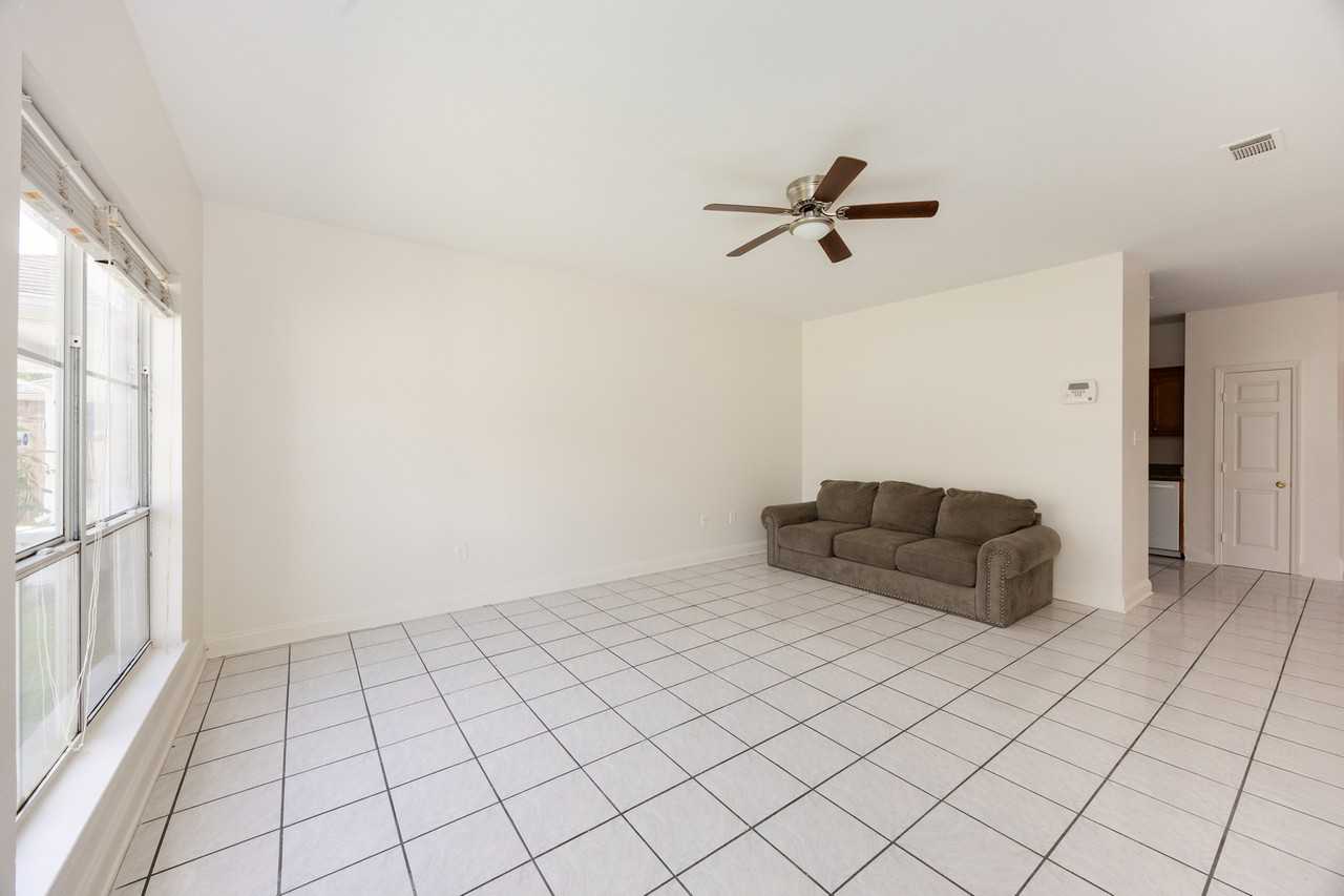 9540A Lindale Ave #A - Photo 3 of 24
