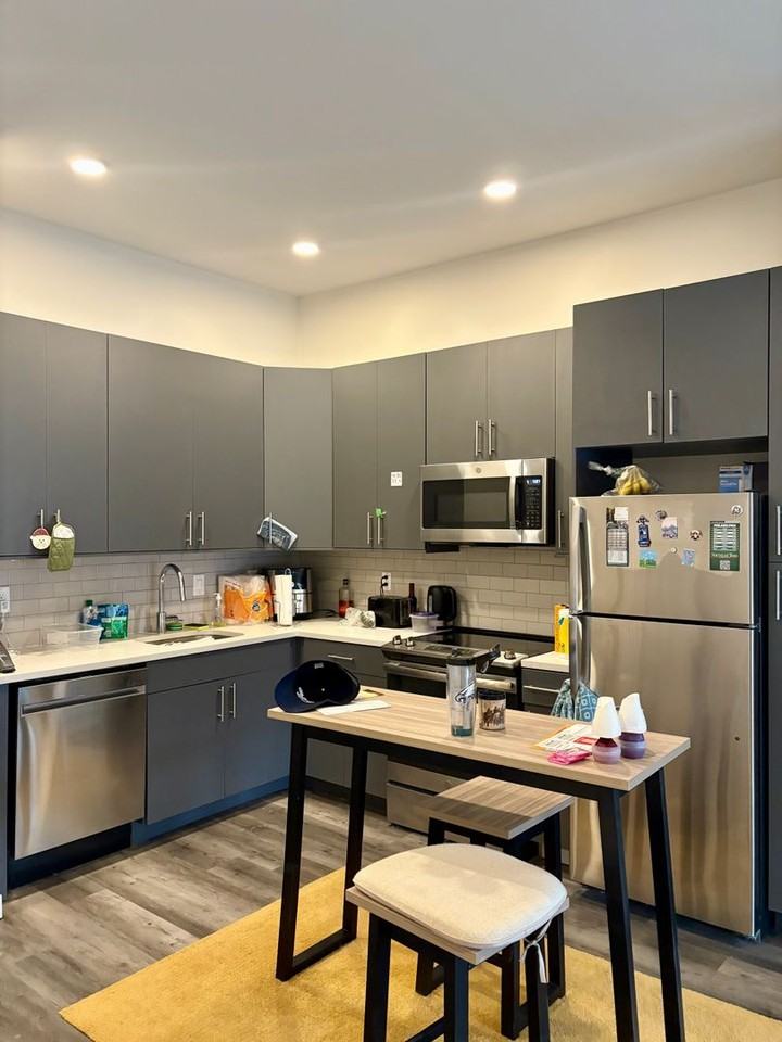 2559 Amber - Residential - Photo 2 of 17