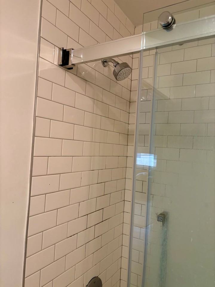 2559 Amber - Residential - Photo 4 of 17