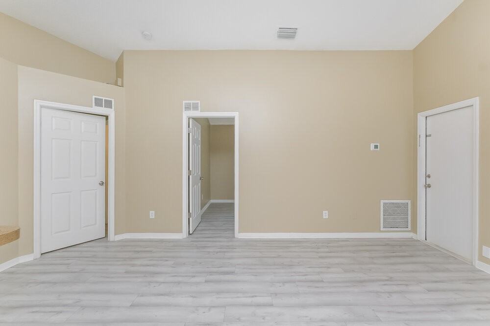 6719 Summer Cove Dr - Photo 6 of 19