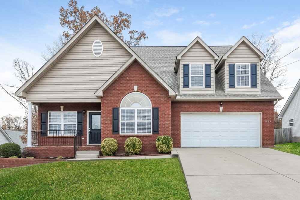 1903 Champlain Dr