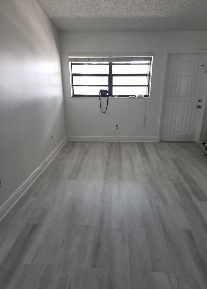 18200 Mediterranean Blvd #2205 - Photo 6 of 21