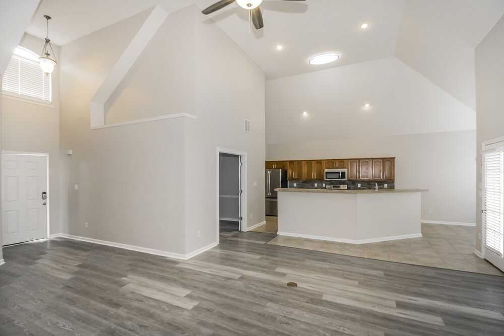 11662 Underwood Dr - Photo 3 of 14
