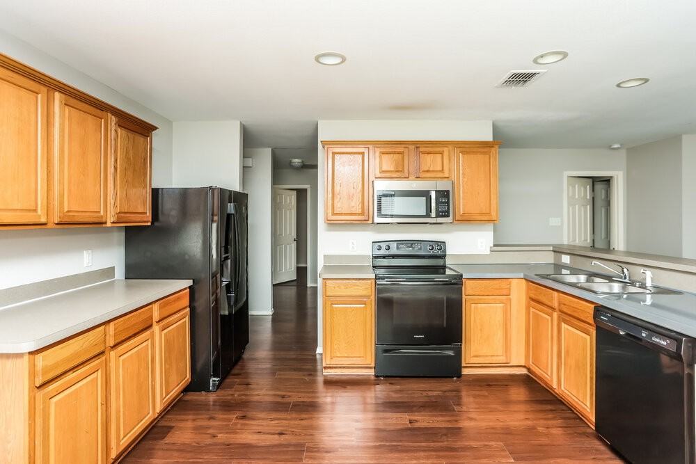 6624 Cantata Ct - Photo 7 of 15