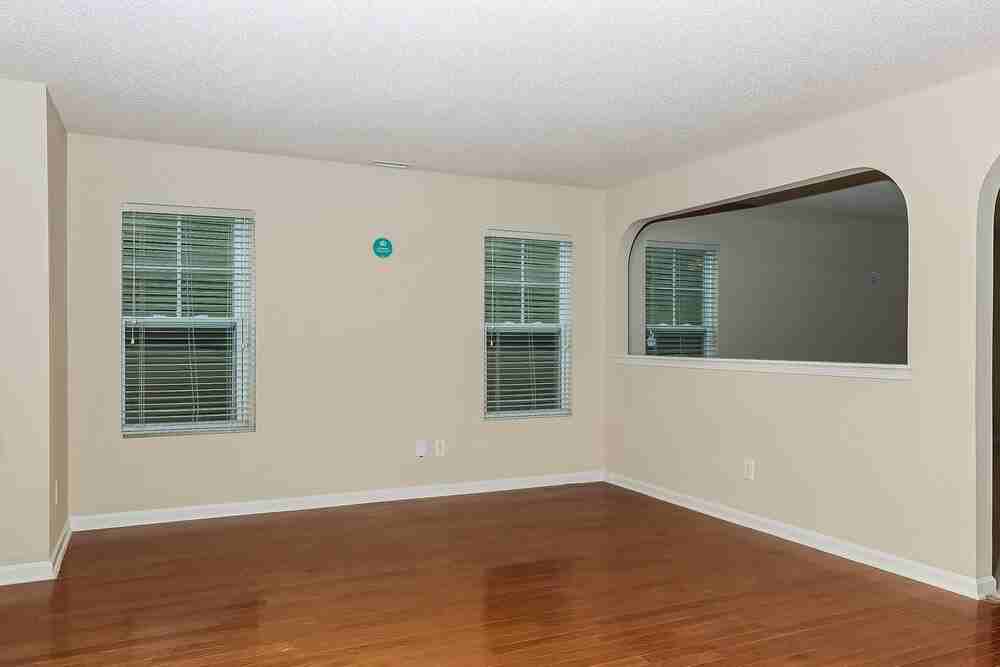 51 Valleyfield Dr - Photo 6 of 20