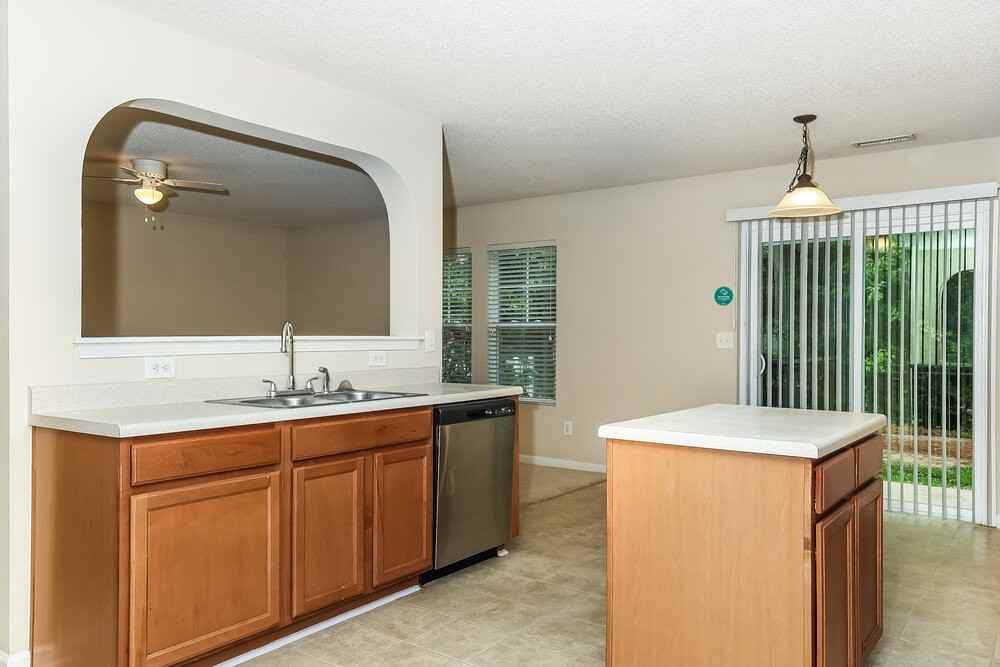 51 Valleyfield Dr - Photo 7 of 20