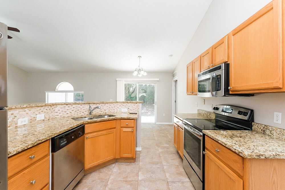 1159 Newcomb Ave - Photo 7 of 16