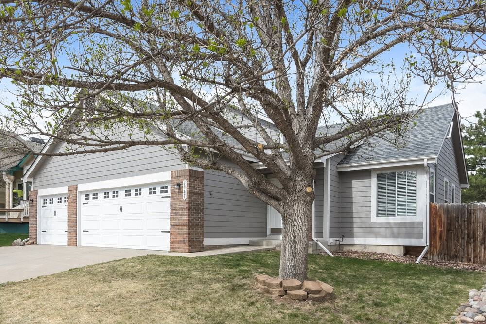 7647 Halleys Dr - Photo 6 of 22
