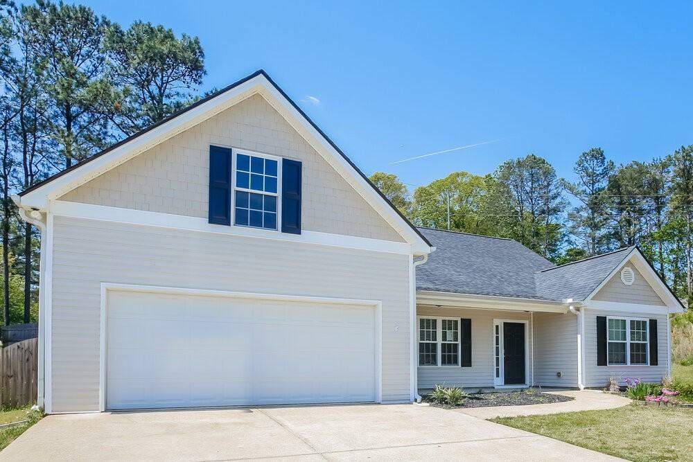 225 Comet Ct - Photo 3 of 16