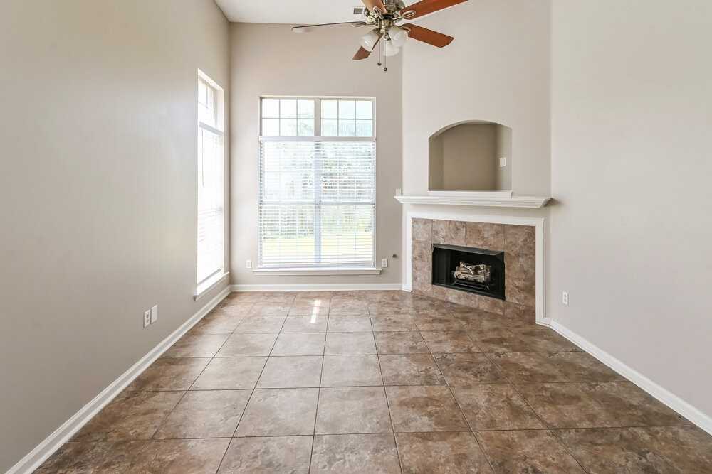 4815 Half Moon Cv - Photo 4 of 20