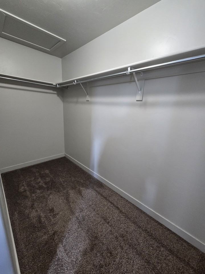 1788 W Sunspear Dr - Photo 6 of 8