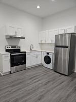 featured image of 214 S Park St