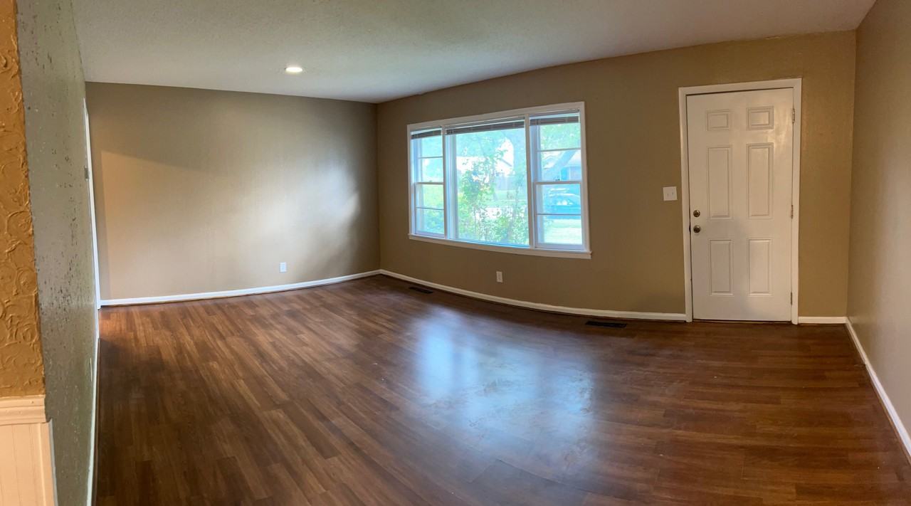 8014 East Indianapolis Street - Photo 5 of 15