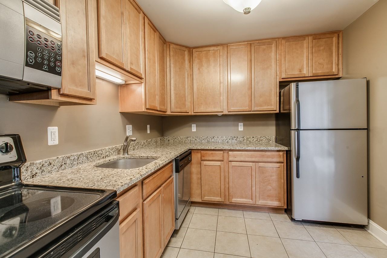 501 Prospect Blvd #B31 - Photo 7 of 21