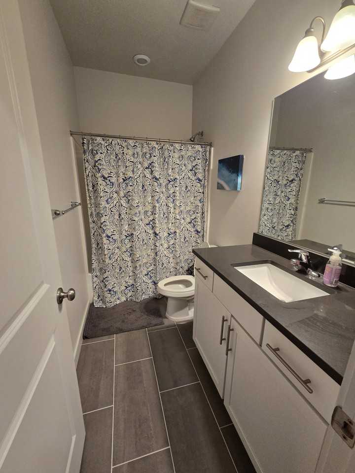 1788 W Sunspear Dr - Photo 2 of 8