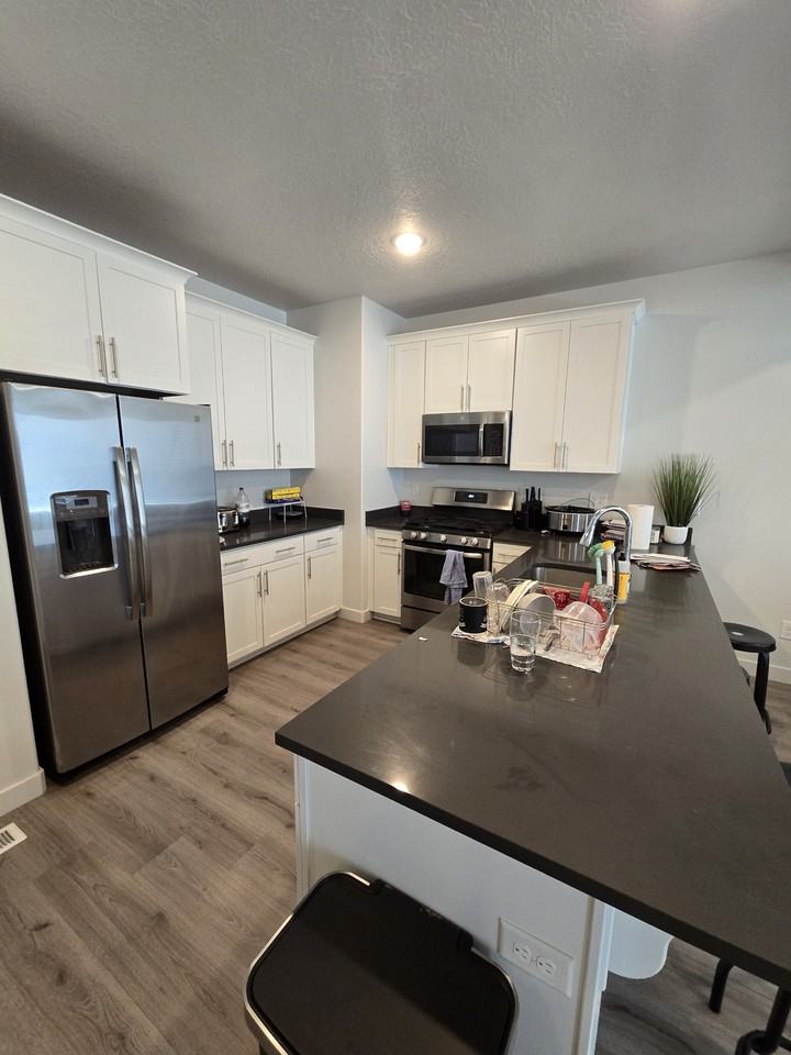 1788 W Sunspear Dr - Photo 7 of 8