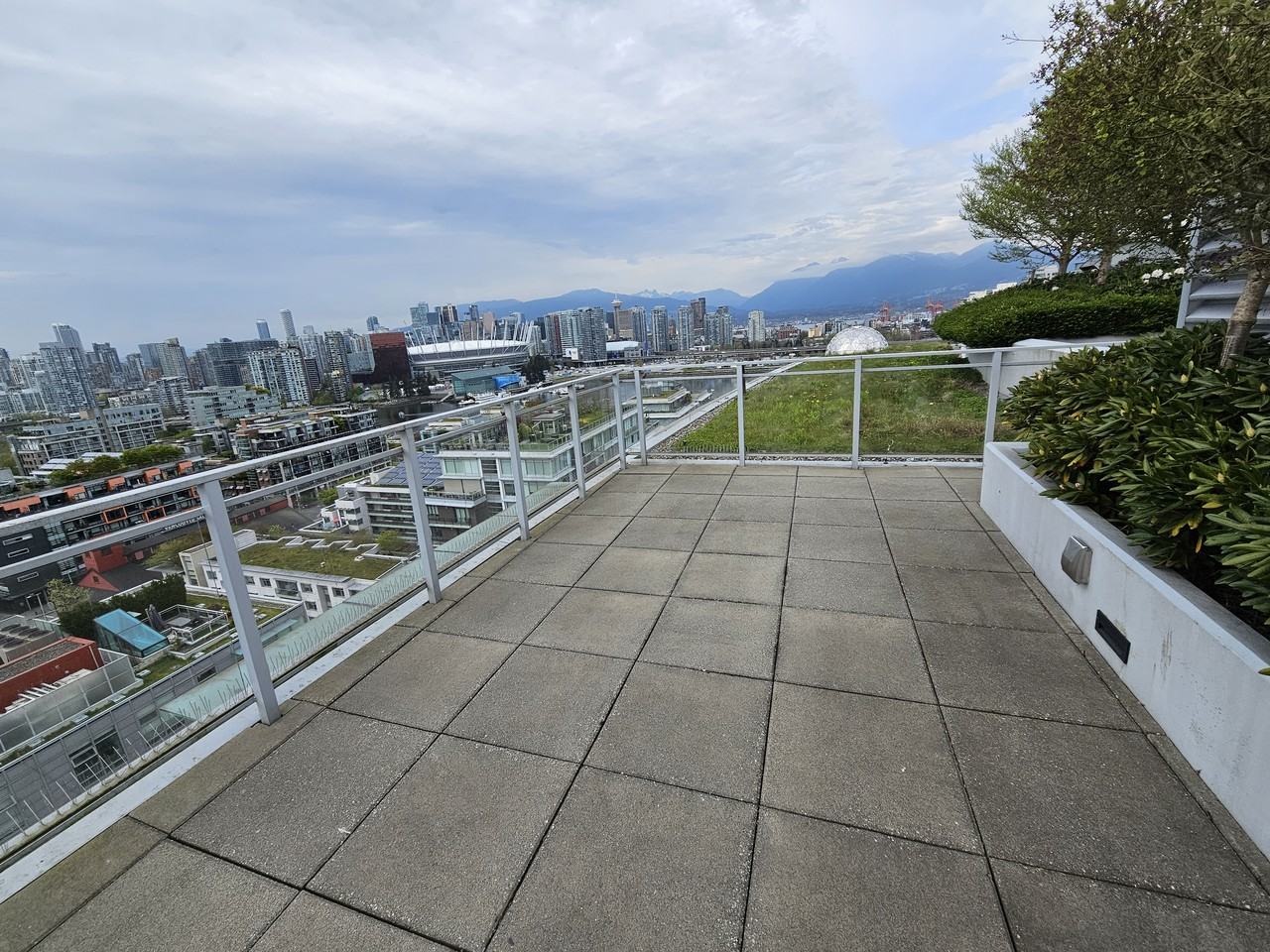 1708 Ontario Street #PH2 - Photo 7 of 45