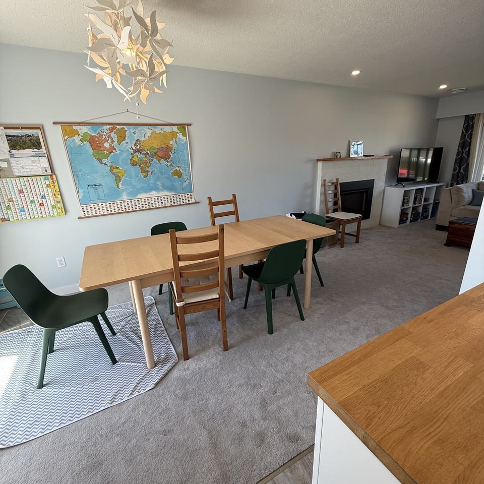 2033 Brethourpark Way - Photo 4 of 24