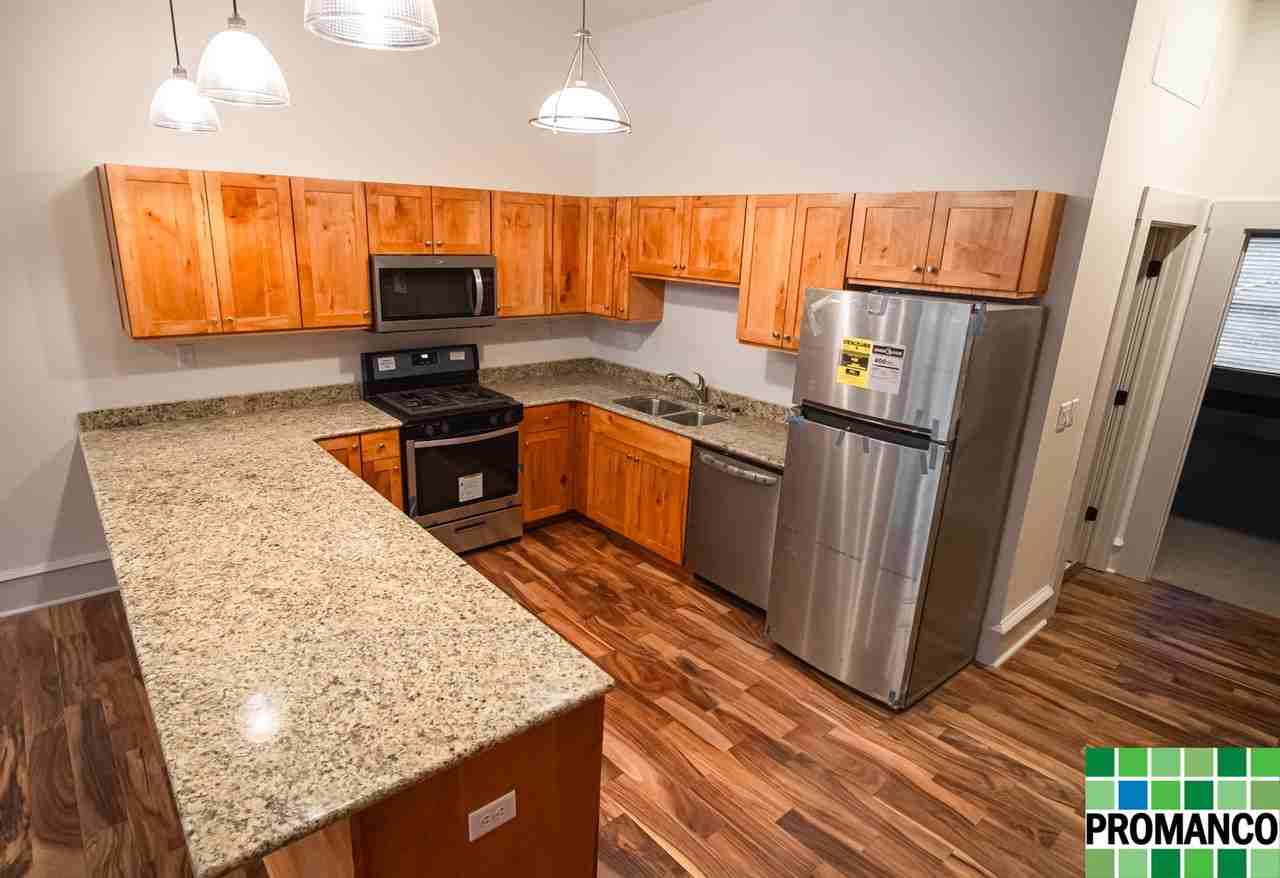 108 Putnam St - Photo 2 of 20