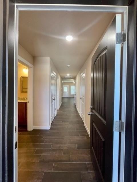 410 Rama St - Photo 3 of 21