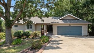 44 Sandwick Dr - Photo 1 of 1