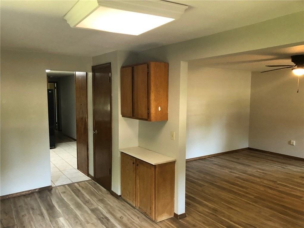 624 N Wright St - Photo 6 of 16
