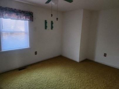 137 N Elizabeth St - Photo 6 of 17