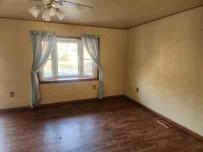 137 N Elizabeth St - Photo 7 of 17