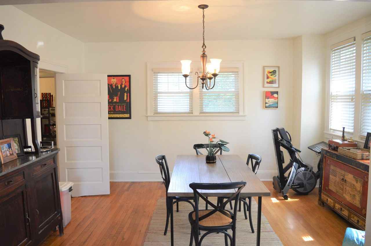 810 Brandon Ave #1 - Photo 3 of 11