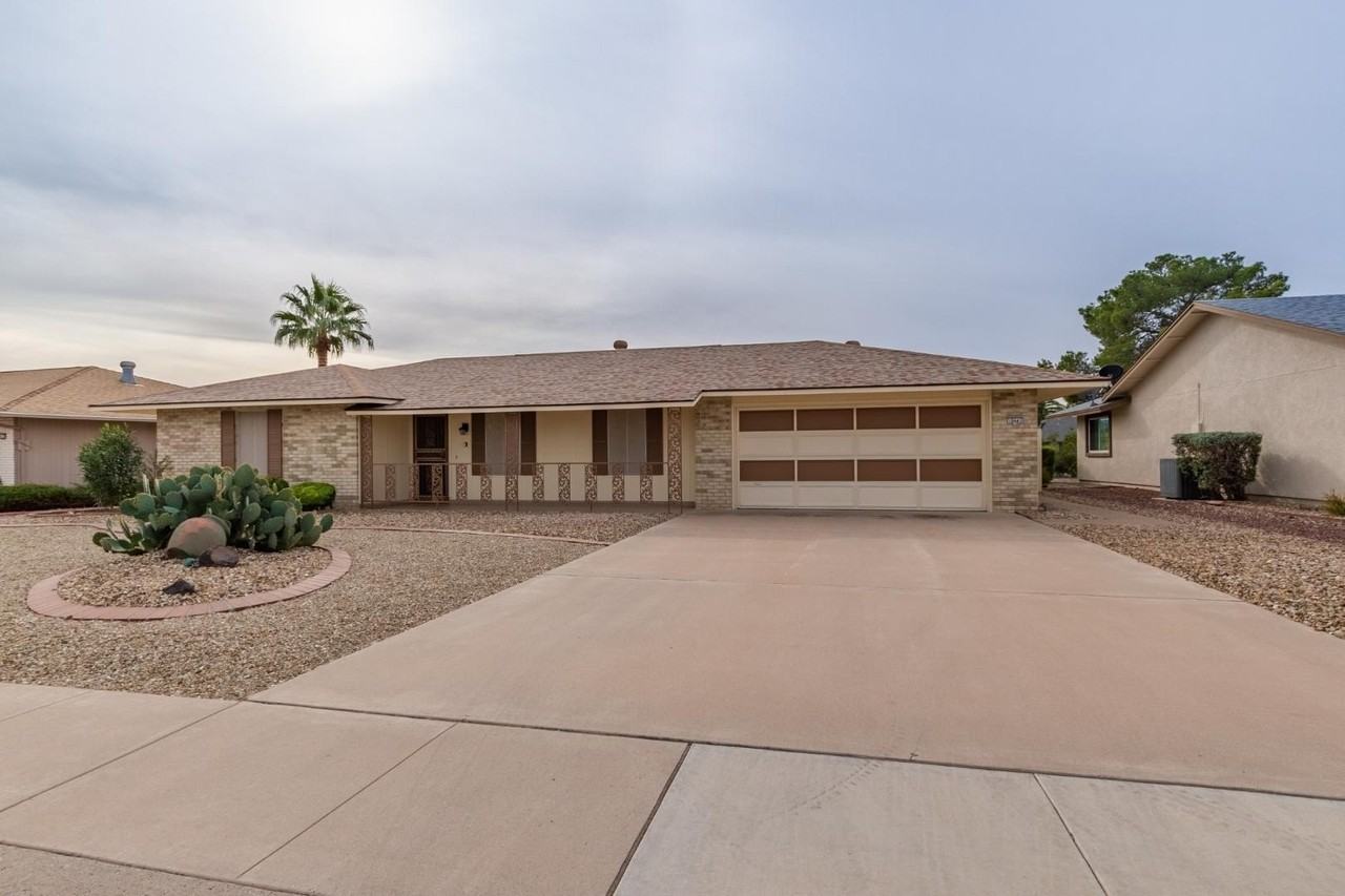 10441 W Burns Dr - Photo 2 of 22
