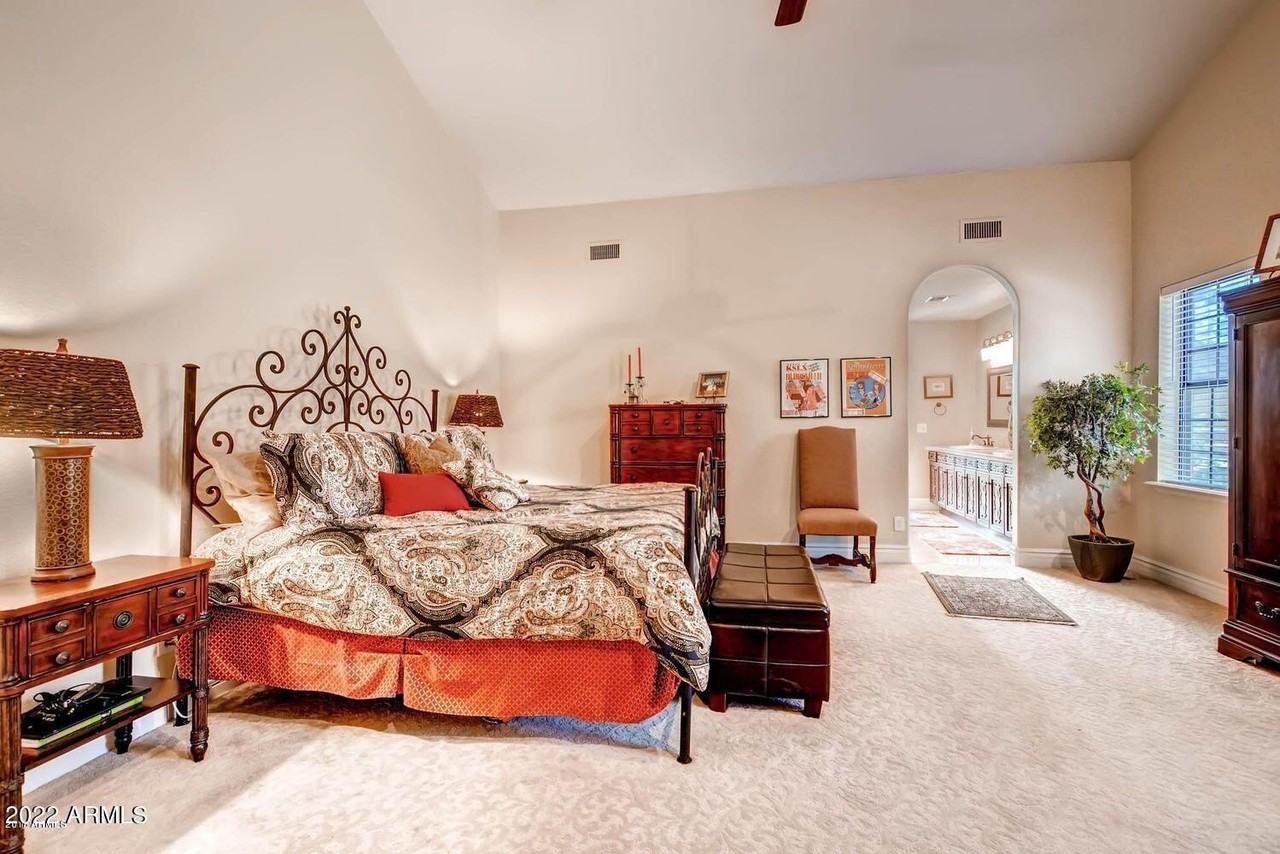 3437 E Equestrian Trl - Photo 4 of 21