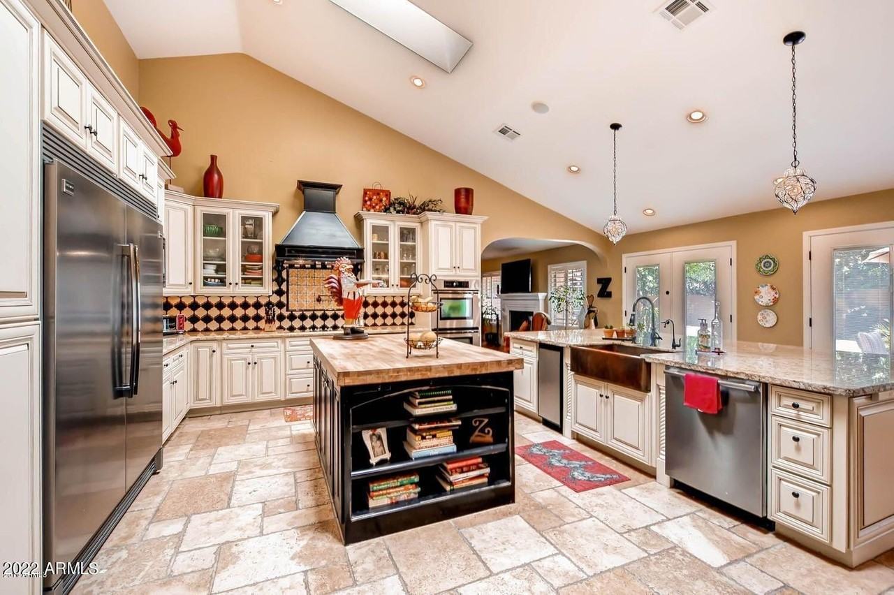 3437 E Equestrian Trl - Photo 7 of 21