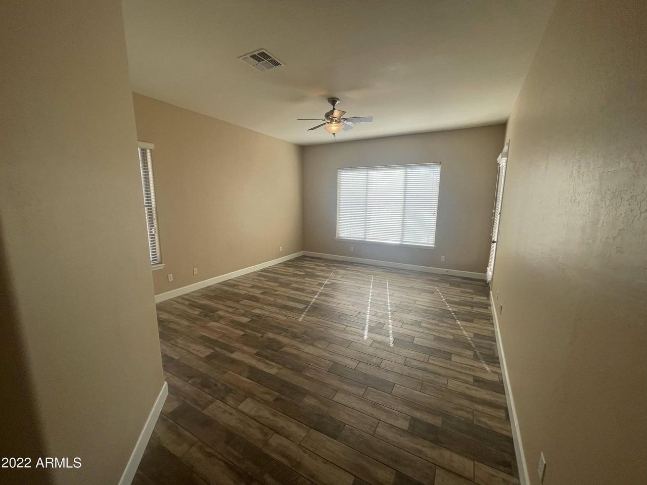 4263 E Maplewood Ct - Photo 7 of 21