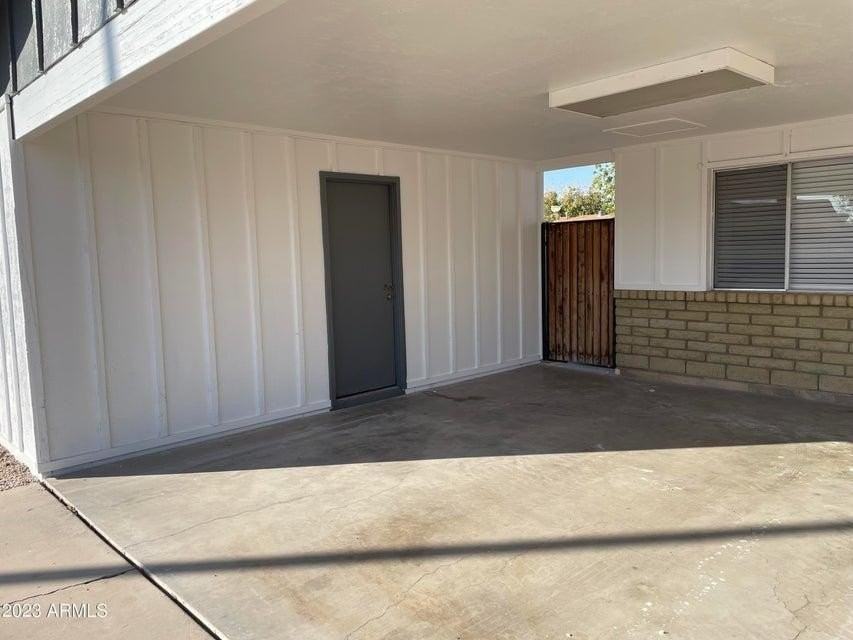 1242 W Carla Vista Dr - Photo 2 of 19