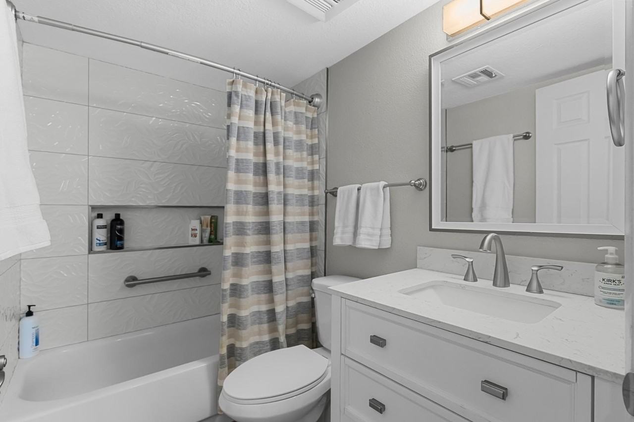 208 E Oxford Dr - Photo 7 of 28