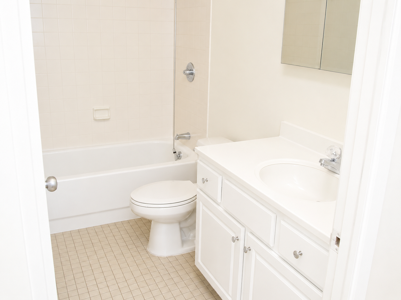 33 Pond Ave - Photo 6 of 9