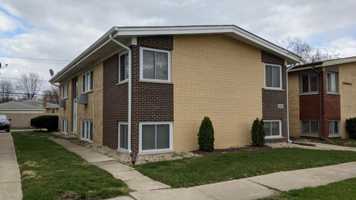 featured image of 18423 Torrence Ave