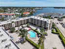 featured image of 801 River Point Dr #203A