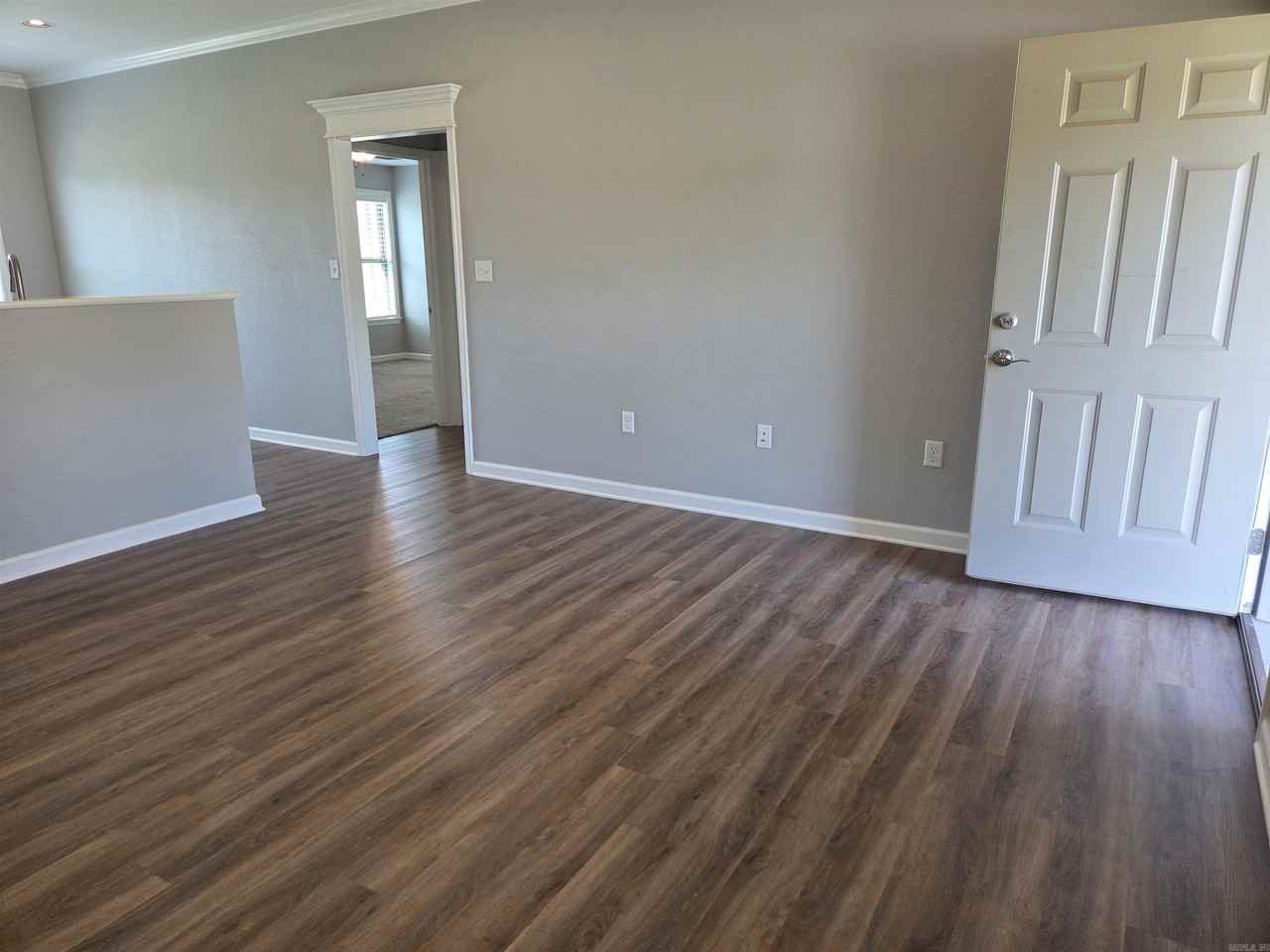1911 Rehoboth Cir - Photo 4 of 26