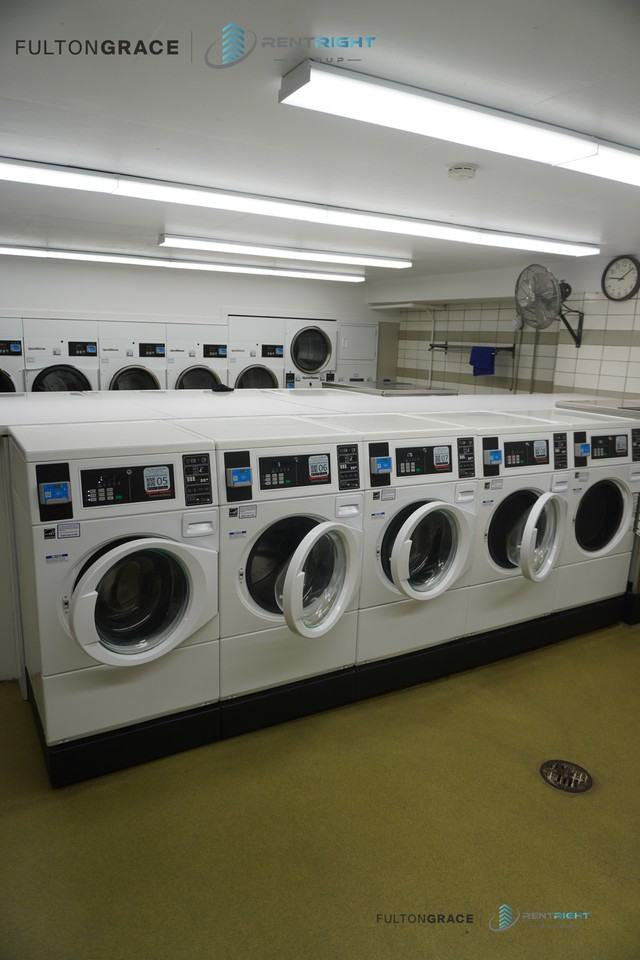 3440 N Lake Shore Dr #10C - Photo 4 of 31