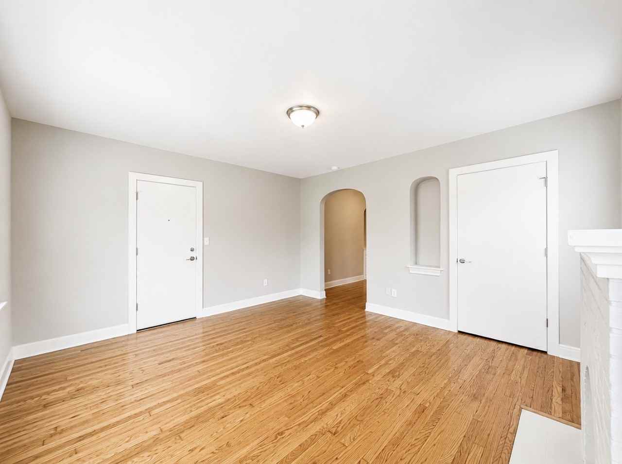 835 East Drive - 8 #8 - Photo 5 of 9