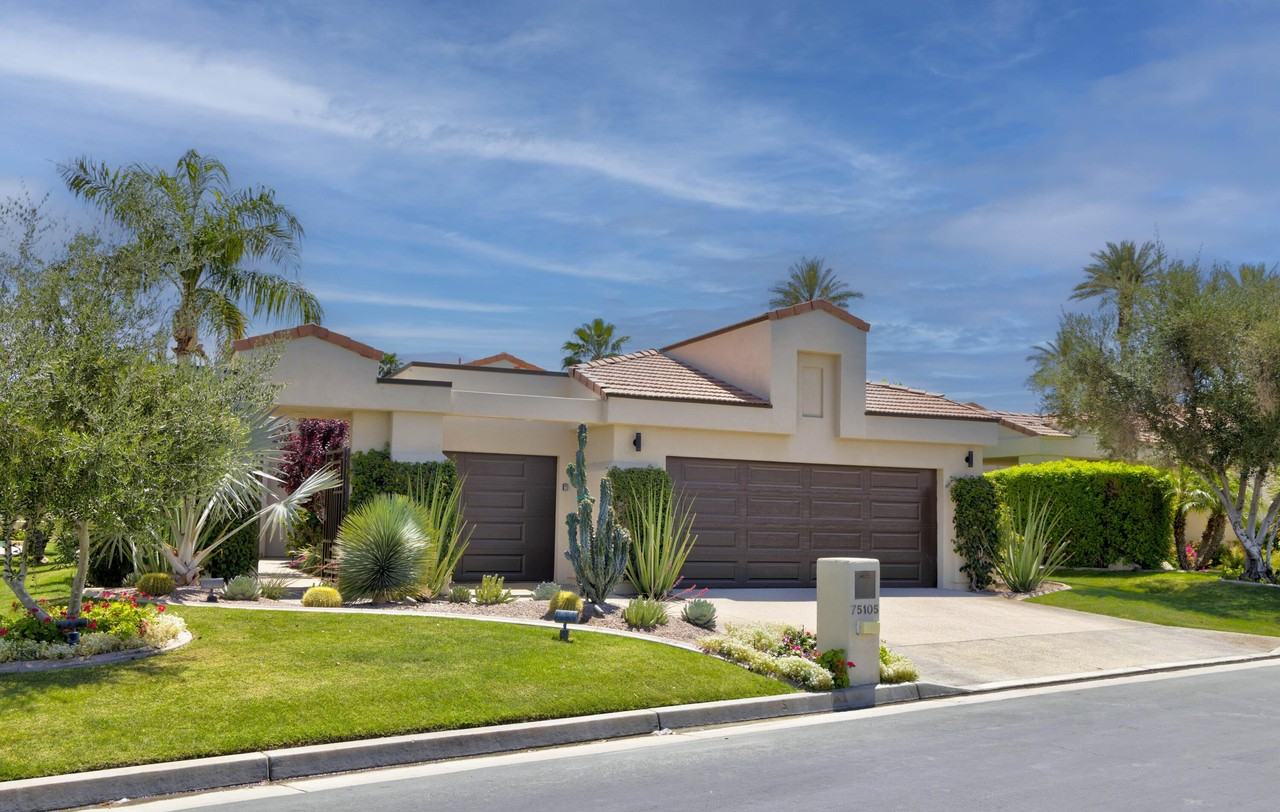 75105 Spyglass Dr - Photo 2 of 33