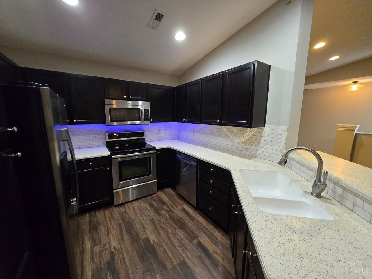1309 Double Eagle Ct - Photo 7 of 16