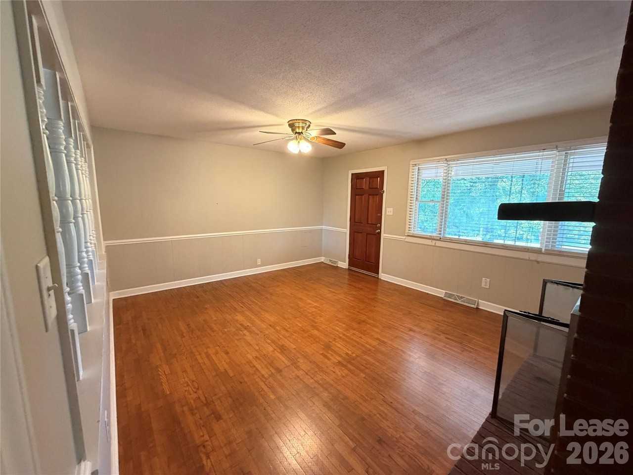2590 Otis Dellinger Rd - Photo 5 of 21
