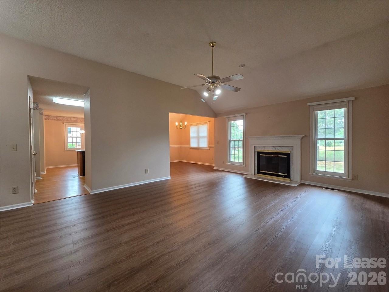 1319 Mistletoe Ridge Pl Nw - Photo 3 of 35