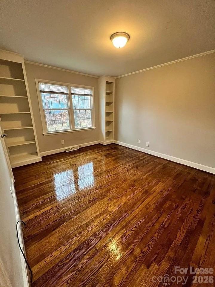7622 Briardale Dr #1 - Photo 2 of 8