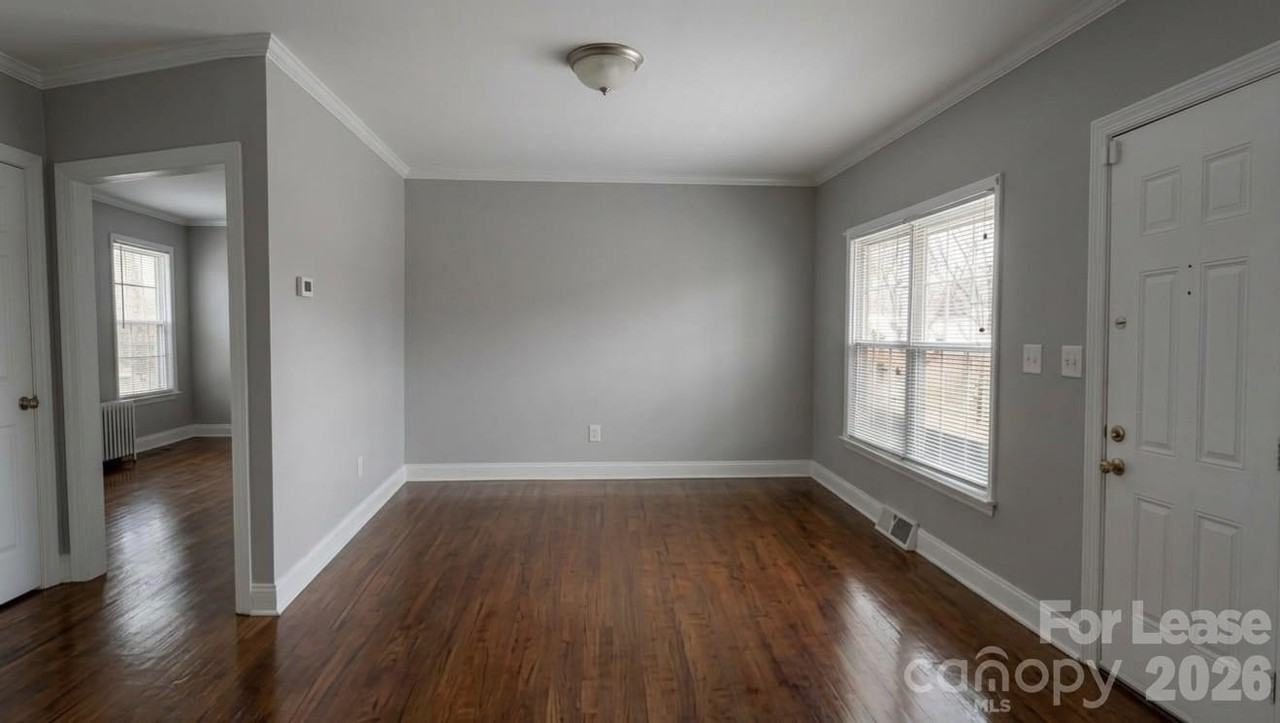 7622 Briardale Dr #1 - Photo 4 of 8