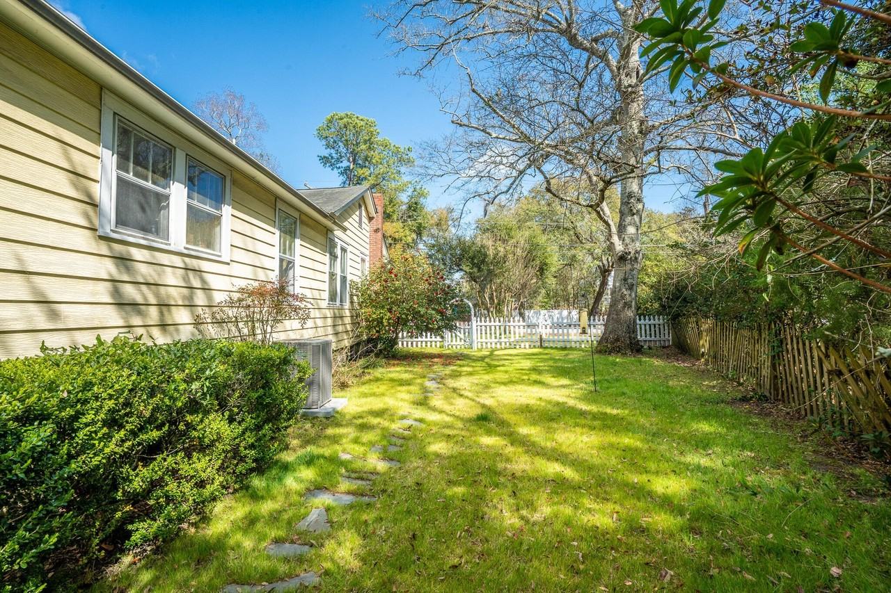 1235 Ashley Hall Rd - Photo 4 of 44