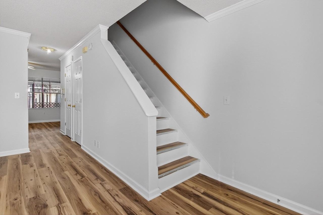 6248 Lucille Dr #15F - Photo 4 of 24