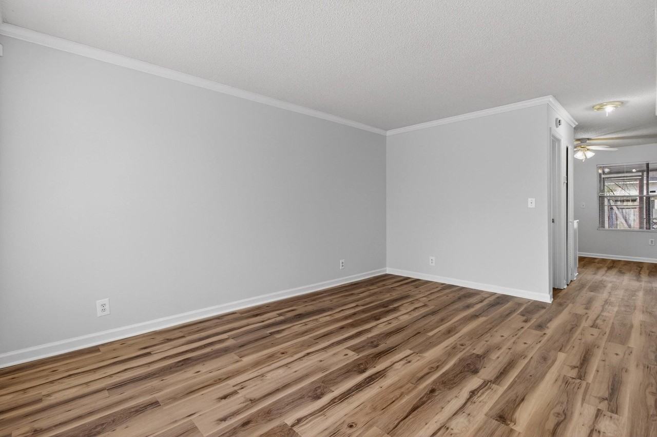 6248 Lucille Dr #15F - Photo 5 of 24
